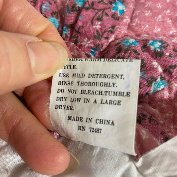 Small Quilt Patchwork Star Childs, Girls room, sofa accent - Picture 7 of 8